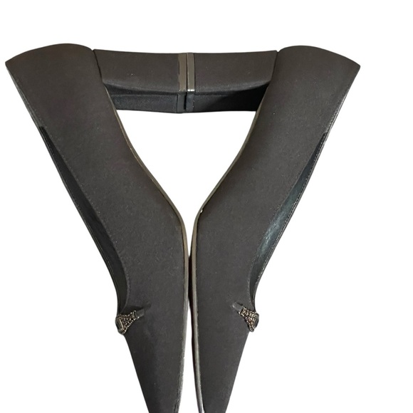 Stuart Weitzman Pump Women's
7.5AA Black Fabric Embellish Slip
On Block Heel - Picture 10 of 14